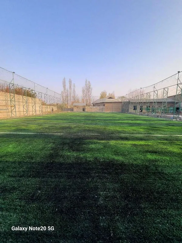 Sun'iy gazon — futbol maydonlari, hovli va bolalar maydonchalari uchun — фото 3