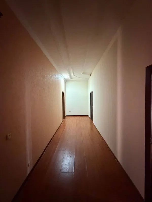 Мирзо улугбекский! Дешево! 7соток 2х- этажный, 7 соток, 400м² 6 к — фото 4