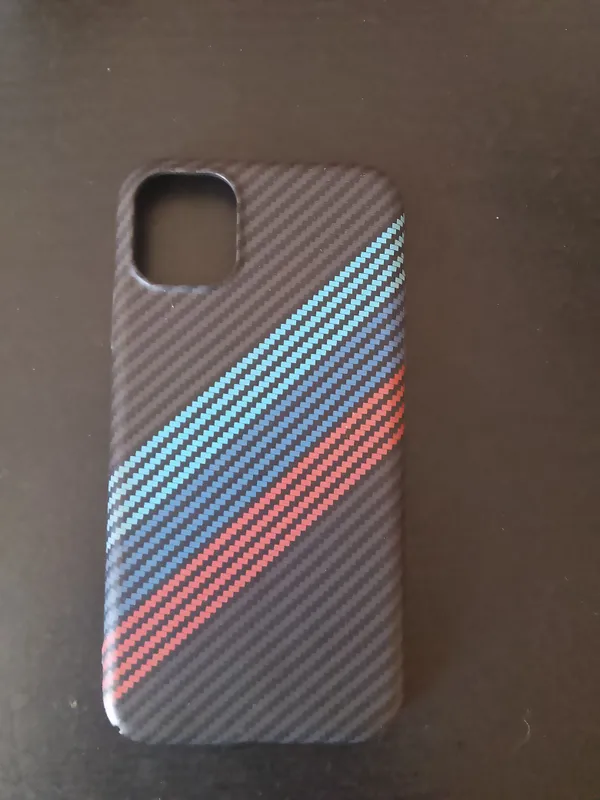 Продаю чехол для iPhone 11 2 Продаю чехол для iPhone 11 2