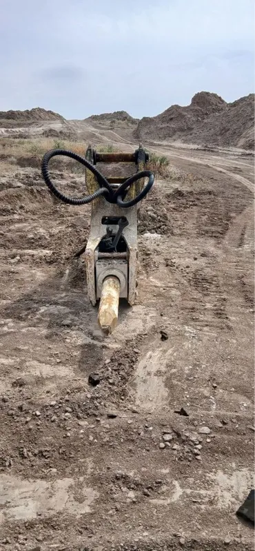 Hyundai 300 sotiladi ekskavator srochna — фото 4