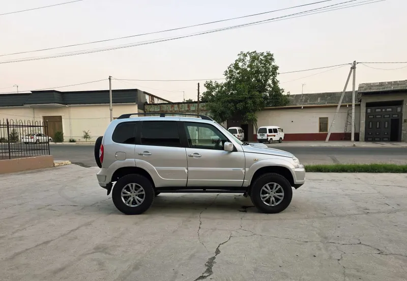 Niva 4x4 Sotiladi 6 Niva 4x4 Sotiladi 6
