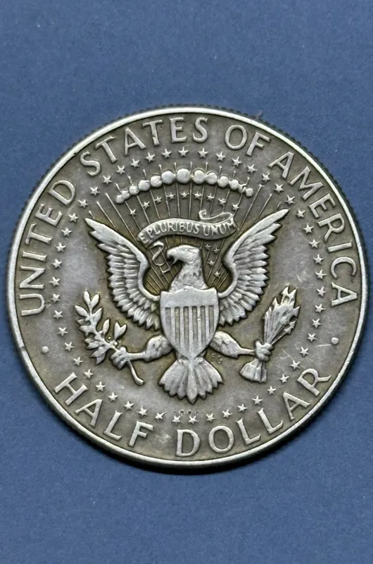 AQSh yarim dollari. Kumush, 1967-yil. 2 AQSh yarim dollari. Kumush, 1967-yil. 2