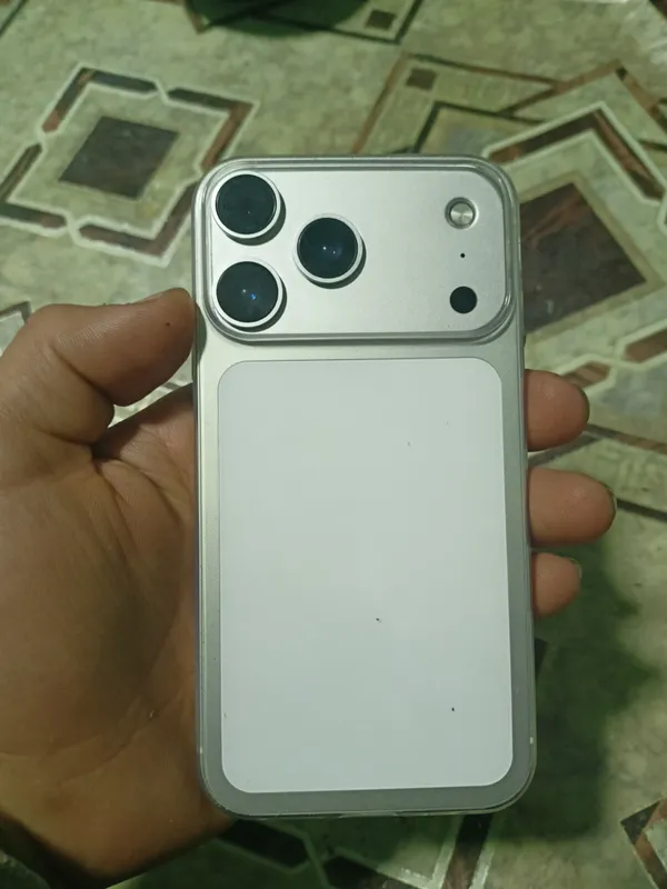 IPhone Xr корпус 17 pro max 1 IPhone Xr корпус 17 pro max 1