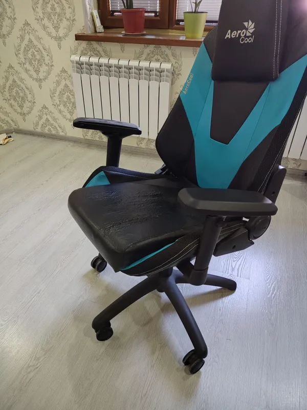 Ofis kreslolari, beshikli bolalar karavoti 2 Ofis kreslolari, beshikli bolalar karavoti 2