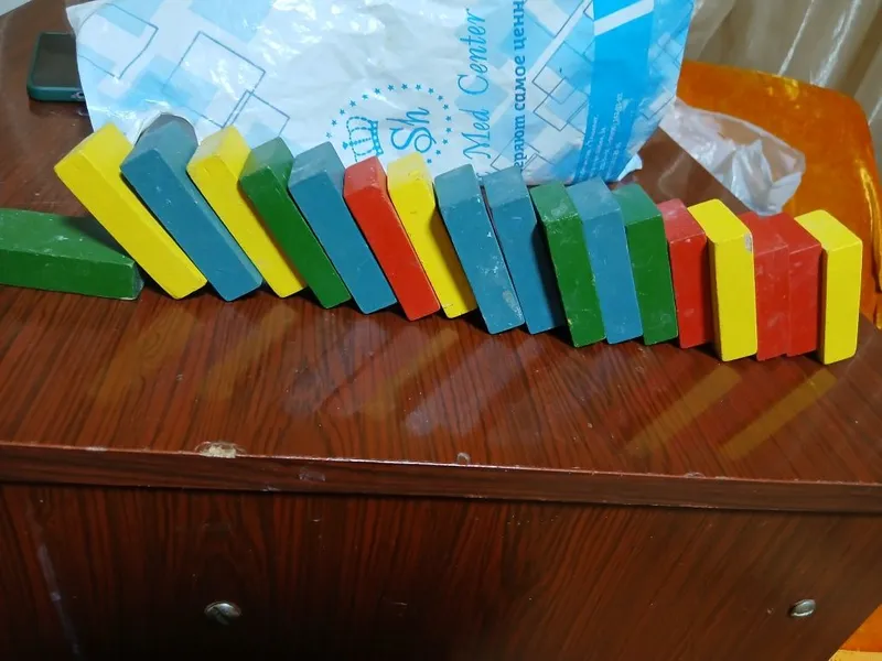Детские кубики ,из дерева.