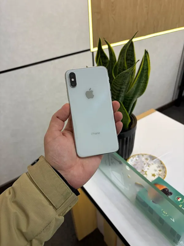 Iphone XS ideal srochni