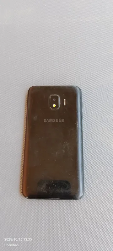 Smartfon samsung J2 core — фото 1