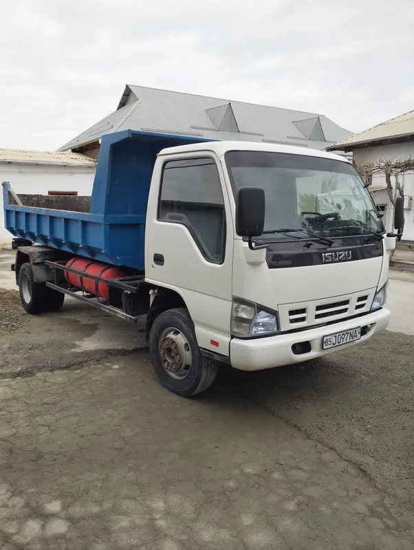 ISUZU Hamma narsasi zoʻr holatda