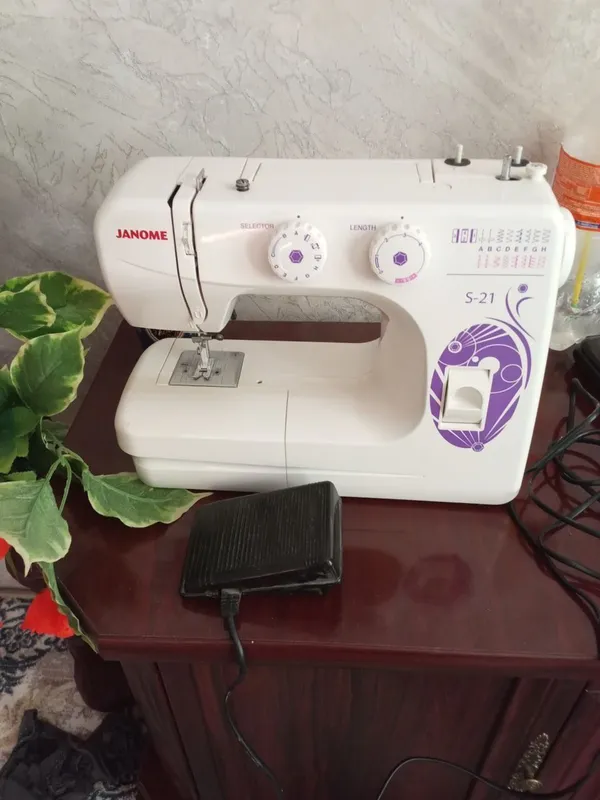 Швейная машина Janome 1 Швейная машина Janome 1