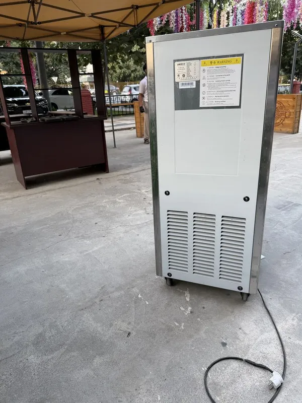 Апарат мороженое учун 220v кучланишда ишледи олиб ишлатишга тайор 5 Апарат мороженое учун 220v кучланишда ишледи олиб ишлатишга тайор 5