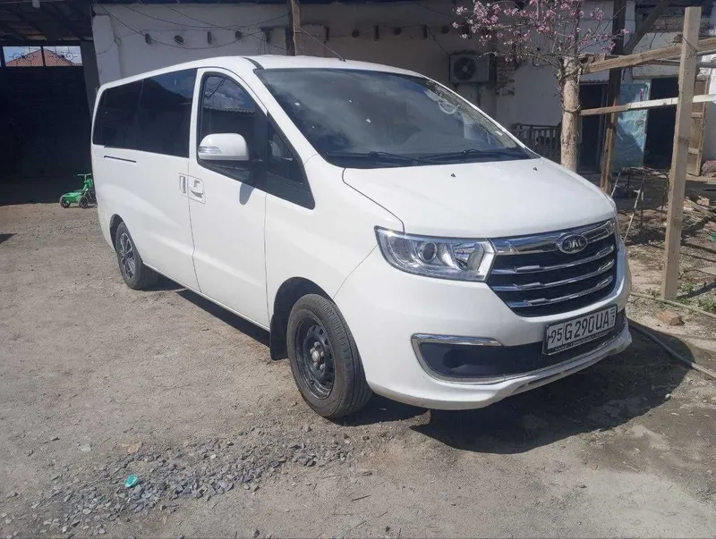 Jac m3 2023 kop yurmagan srochno sotiladi 3 ta — фото 2