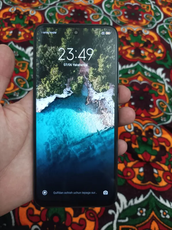 Telefon srochna sotiladi,holati zor akam ishlatgan — фото 1