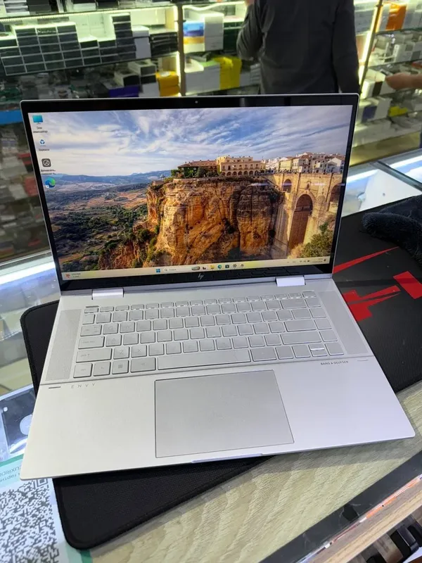 HP Envy x360 i7 12-avlod 16GB 512GB SSD sensor 360 ideal HP Envy x360 i7 12-avlod 16GB 512GB SSD sensor 360 ideal