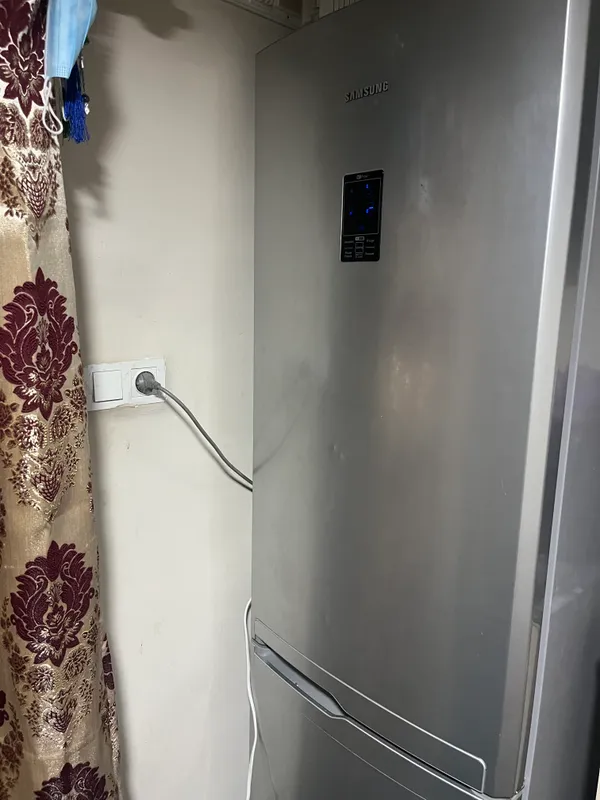 Корейский холодильник Samsung 4