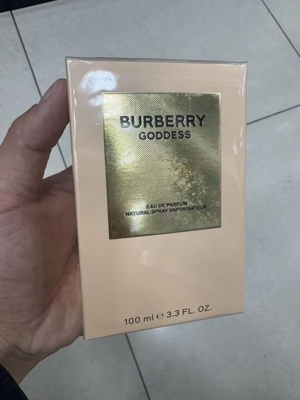 Burberry Goddess Eau de Parfum 1 Burberry Goddess Eau de Parfum 1