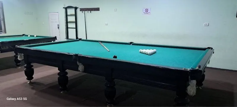 Billiard stoli kiylari bilan — фото 2