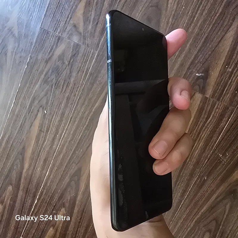 Samsung S21 plus 4