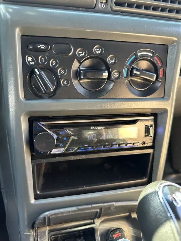 Продю магнитофон срочно в хорошем состоянии Pioneer 4050