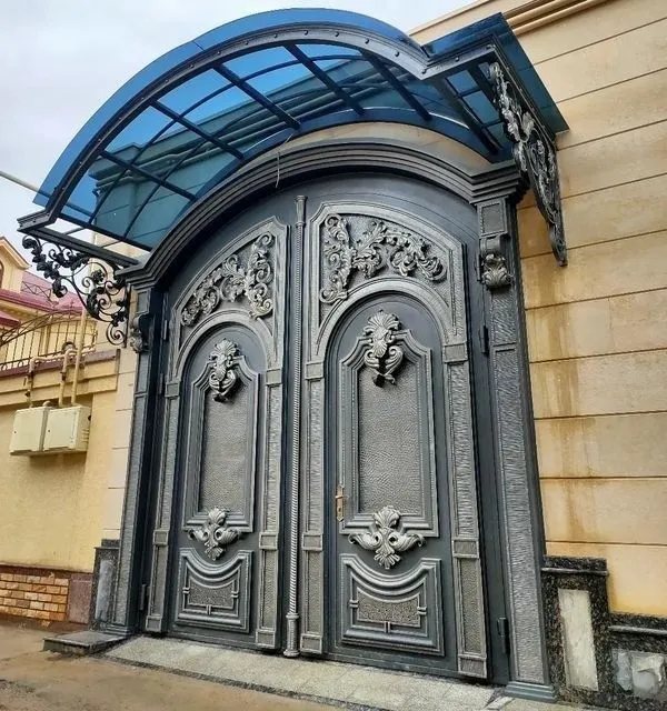 Ворота Darvoza Дарвоза ва Темир эшиклар — фото 5