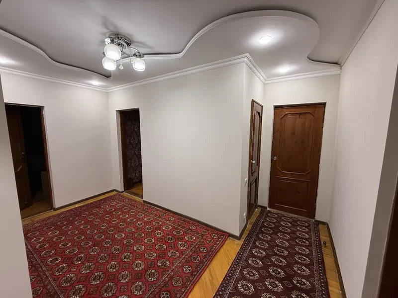 Сдаётся 4-комнатна квартира площадью 140 м. Чорсу Туркуаз. 5