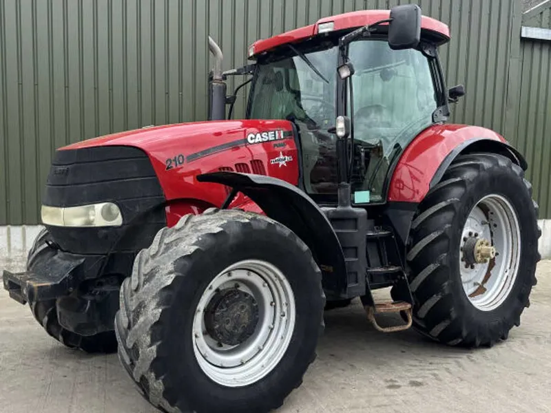 Трактор колесный Case IH Puma 210 1