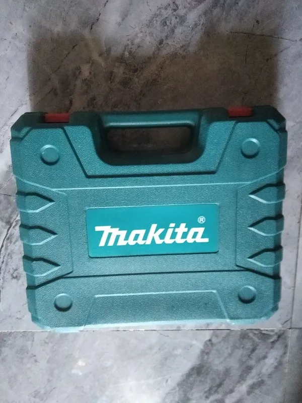 Продам шуруповёрт 2 Продам шуруповёрт 2