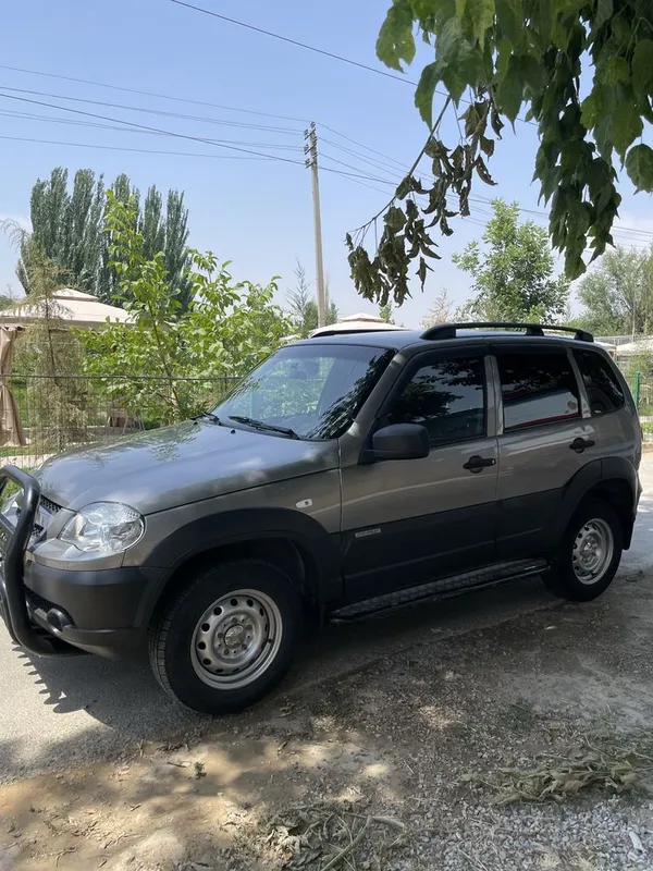 Продается Niva Chevrolet 2016 года — фото 2