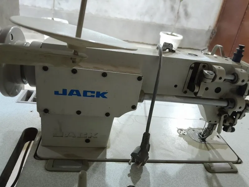 Jack. ' 4 Jack. ' 4