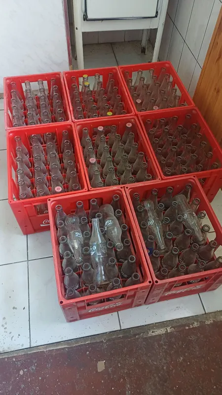 Coca-Cola shisha butilkalari yashigi bilan (197 dona) 1