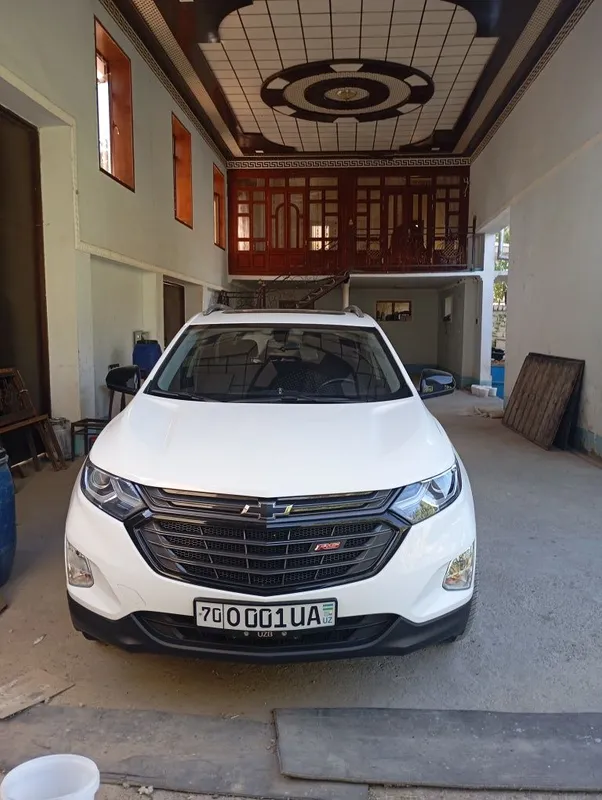 Chevrolet Equinox 1