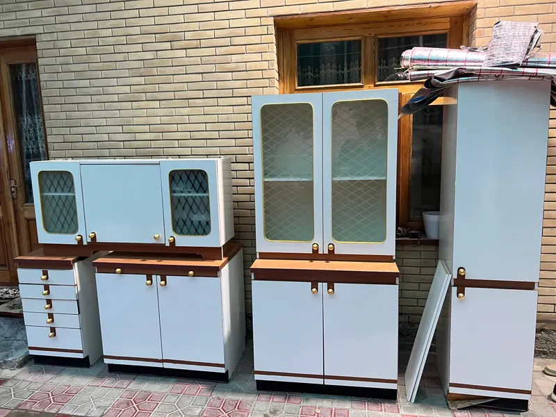 Столовый гарнитур, стенка