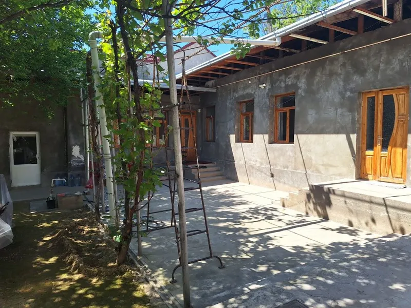 Shofayiz mahallasi 1-tor Ulug'bek ko‘chasida 3,23 sotix uy sotiladi — фото 5