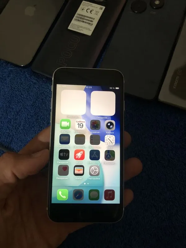 iPhone SE 2020 64Gb ideal 7 iPhone SE 2020 64Gb ideal 7