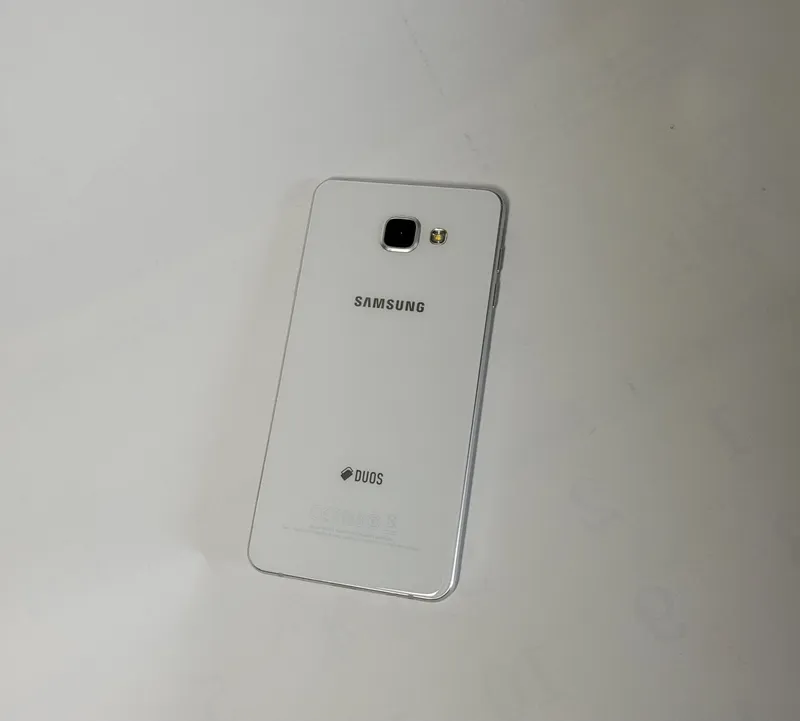 SAMSUNG A7 (SM-A710F/DS) — фото 1