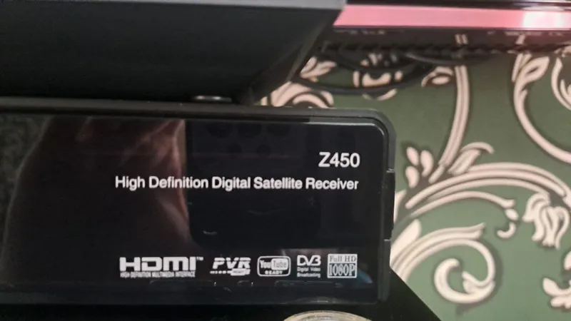 Продаётся тюнер Super Box Z450 — фото 2
