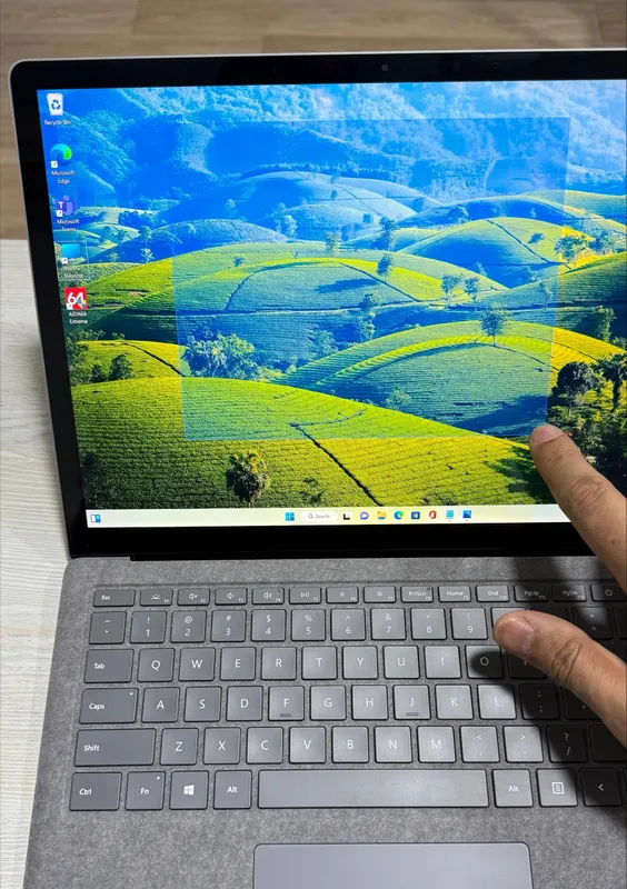 Surface Laptop 4 silver Core I7-1185G7/16GB/512GB 3 Surface Laptop 4 silver Core I7-1185G7/16GB/512GB 3