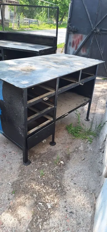 Продам верстаки 2 шт. 2