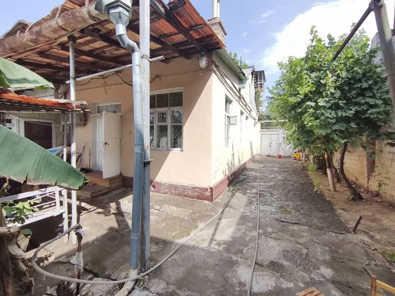 Botkina 122, Yashnobod- Sotiladi Oilaviy yashash uchun yoki pod kafe 5