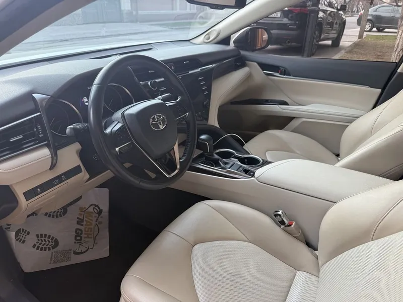 Toyota Camry 3.5 obyom. — фото 2