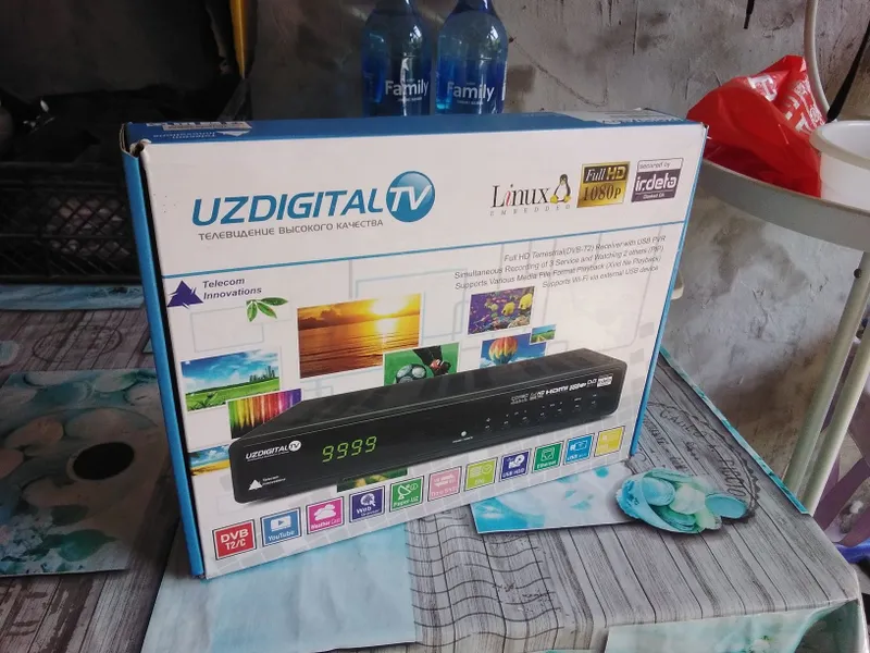 Продаётся тюнер ! Uzdigital TV ! 2