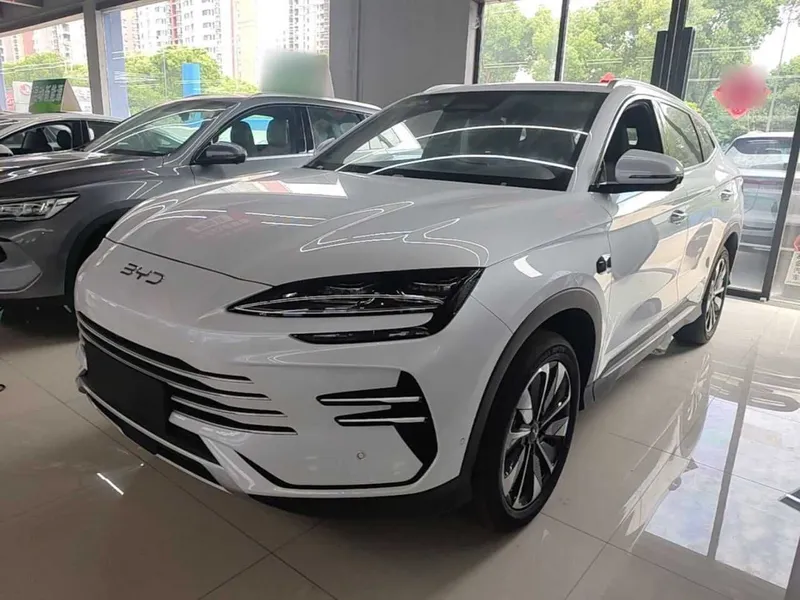 BYD Song PLUS DM-i Smart Drive 112KM Prestige Model