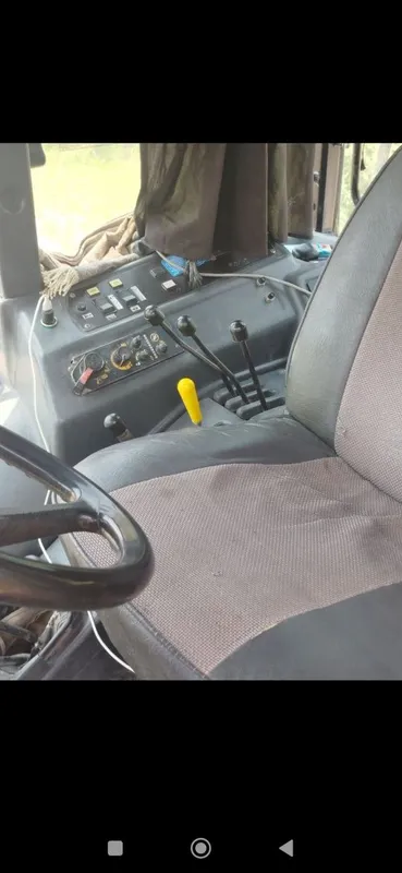 Belarus 1523 Traktor 2018 yil soz holatda .Ustida kelishamiz. 2 Belarus 1523 Traktor 2018 yil soz holatda .Ustida kelishamiz. 2