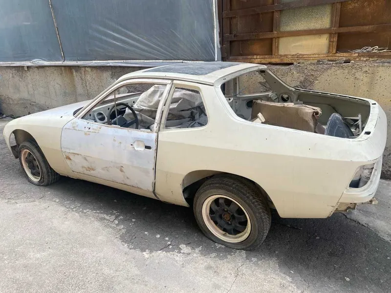porsche 924 кузовные запчасти — фото 3