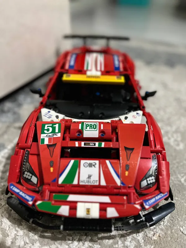 Продаю модель Ferrari (не оригинал LEGO) — фото 9