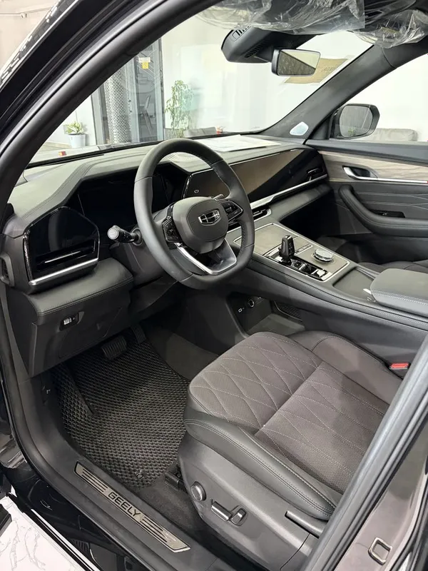 Geely monjaro flagship 3 Geely monjaro flagship 3