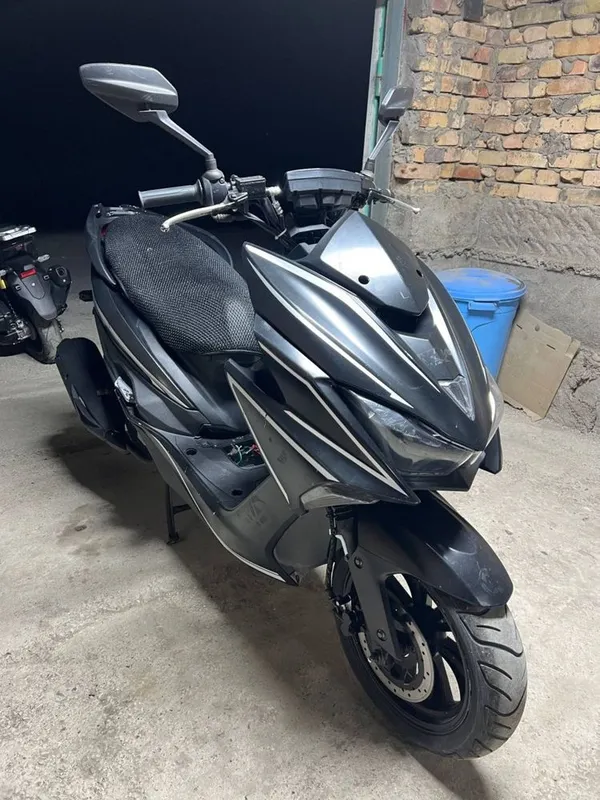 Скутер yamaha akula