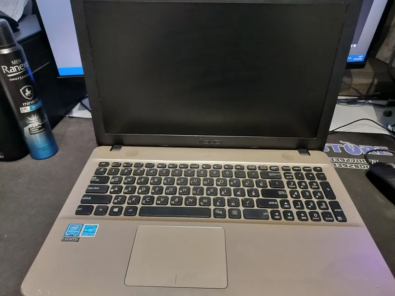 Продаю б/у ноутбук Asus — фото 1