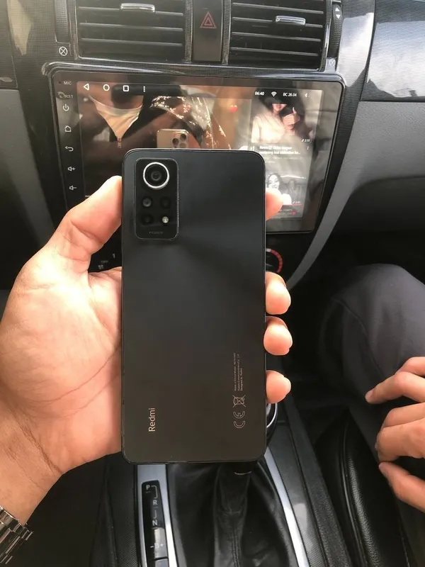 redmi note 12 pro oynasi sal singan bosha aybi yo — фото 3