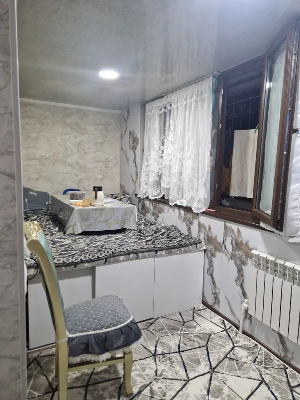 Сдается 3 х комнатная кварира в районе Октябрь