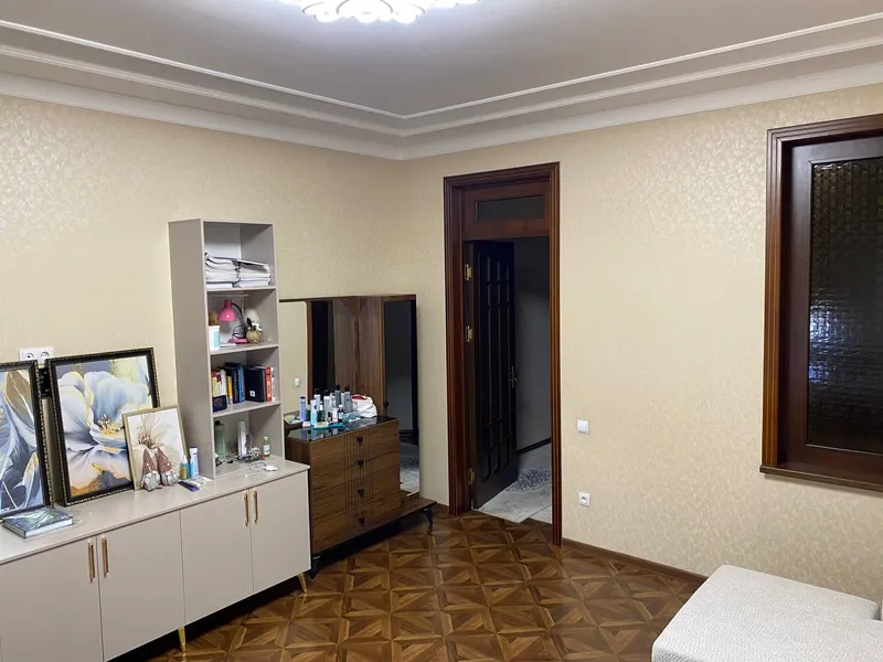 Yevrota’mirli zamonaviy 3 xonali kvartira sotiladi 2